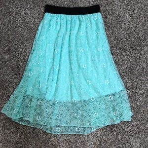 Mint LuLaRoe lace skirt XS